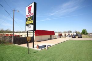 Photo of SecurCare Self Storage - Del City - N Sooner Rd