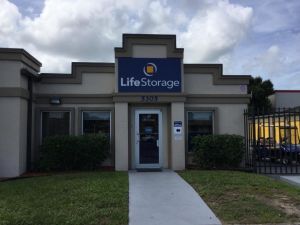 Photo of Life Storage - Bradenton