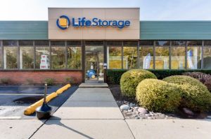 Photo of Life Storage - Chicago - 5860 North Pulaski Road