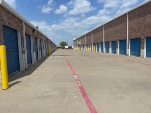 Photo of Life Storage - Lewisville - 2710 Denton Tap Road