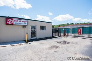Top 20 Southington Ct Self Storage Units W Prices Reviews Photo Of Cubesmart Self Storage