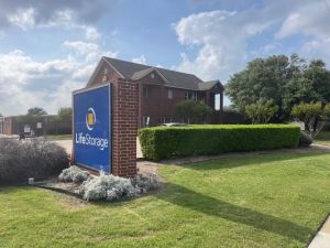 Photo of Life Storage - Plano - Coit Road