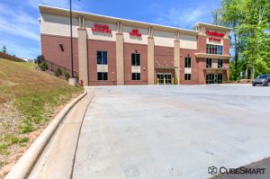 Photo of CubeSmart Self Storage - Raleigh - 7901 Glenwood Ave