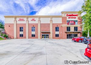 Photo of CubeSmart Self Storage - Raleigh - 7901 Glenwood Ave