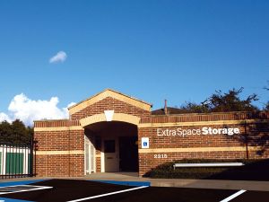 Photo of Extra Space Storage - Sugar Land - Old Mill Rd