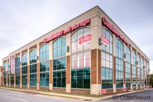 Photo of CubeSmart Self Storage - Chicago - 6000 W Touhy Ave