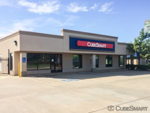 Photo of CubeSmart Self Storage - Edmond - 14333 N Santa Fe Ave