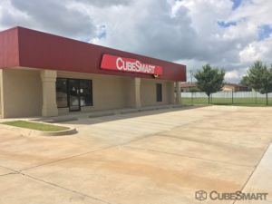 Photo of CubeSmart Self Storage - Moore - 820 NW 27th St