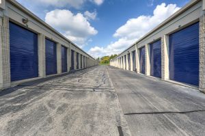 Photo of iStorage Farmington Hills Sinacola