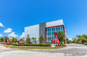 Photo of CubeSmart Self Storage - Saint Petersburg - 3201 32nd Ave S