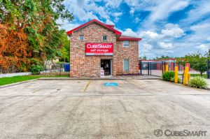 Photo of CubeSmart Self Storage - Conroe - 810 Gladstell Rd