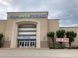 Photo of Right Move Storage - Ridgmar Mall