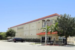Photo of Public Storage - Pembroke Pines - 1611 S Douglas Road