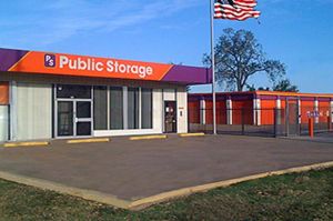 Photo of Public Storage - Arlington - 100 N Collins #101