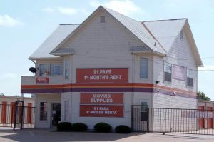 Photo of Public Storage - Dallas - 2840 S Westmoreland Road