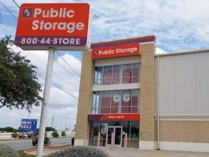 Photo of Public Storage - Austin - 2301 E Ben White Blvd