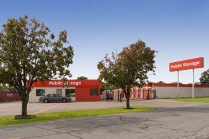 Photo of Public Storage - Irving - 1520 W Irving Blvd