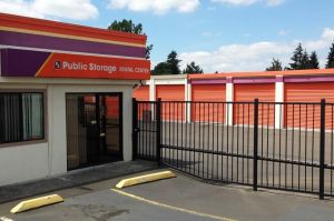 Photo of Public Storage - Gresham - 1421 E Powell Blvd