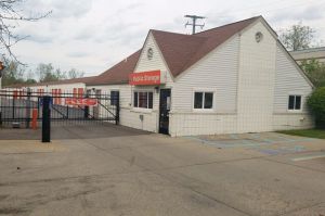 Photo of Public Storage - Walled Lake - 1901 E West Maple Rd