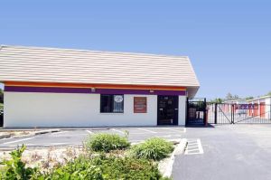 Photo of Public Storage - Lombard - 412 W North Ave