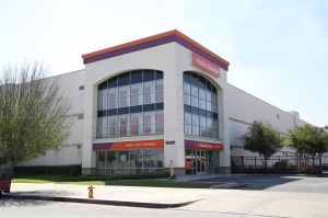 Photo of Public Storage - Van Nuys - 15350 Oxnard Street