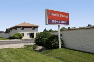 Photo of Public Storage - Aurora - 945 N Farnsworth Ave
