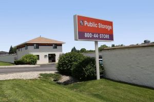 Photo of Public Storage - Aurora - 945 N Farnsworth Ave