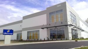 Photo of Life Storage - Willowbrook - 7605 South Quincy Street
