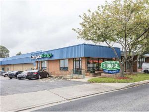 Photo of Extra Space Storage - Kensington - Metropolitan Ave