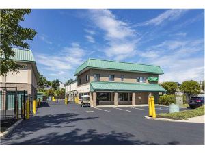 Photo of Extra Space Storage - Port Washington - Bayles Av