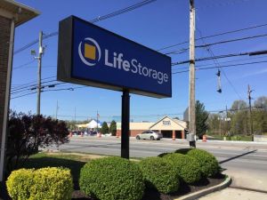 Photo of Life Storage - Louisville - 5215 Dixie Highway