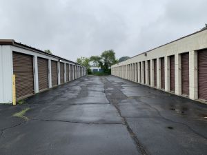 Photo of Storage King USA - 054 - Waterford, MI - Highland Rd