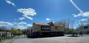 Photo of Storage King USA - 054 - Waterford, MI - Highland Rd
