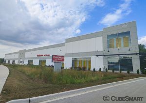 Photo of CubeSmart Self Storage - IL Willowbrook Quincy Avenue