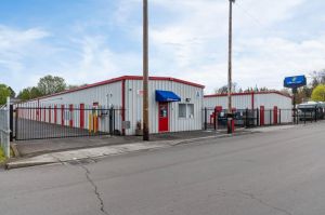 Photo of Life Storage - Vancouver - 2900 Kauffman Avenue