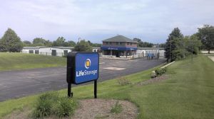 Photo of Life Storage - Lake Zurich - 737 South Rand Road