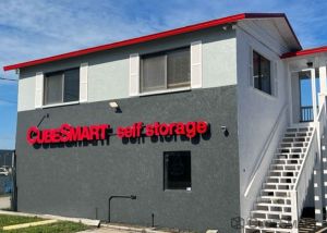 Photo of CubeSmart Self Storage - FL Tampa W Lindebaugh Ave