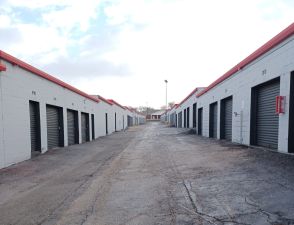 Photo of StorQuest Economy - Dallas / Samuell
