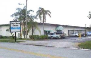 Photo of AA Alpine Storage - 900 Barnett-Lake Worth 1