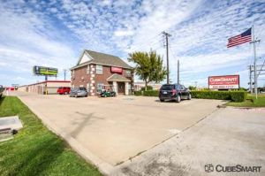 Photo of CubeSmart Self Storage - Fort Worth - 5637 Basswood Blvd
